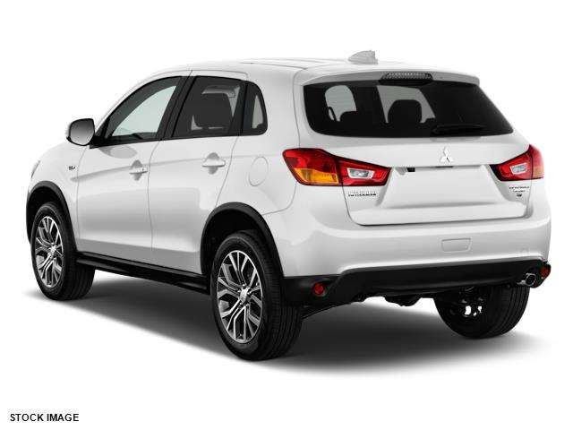 2017 Mitsubishi Outlander Sport 2.4 SE 4dr Crossover